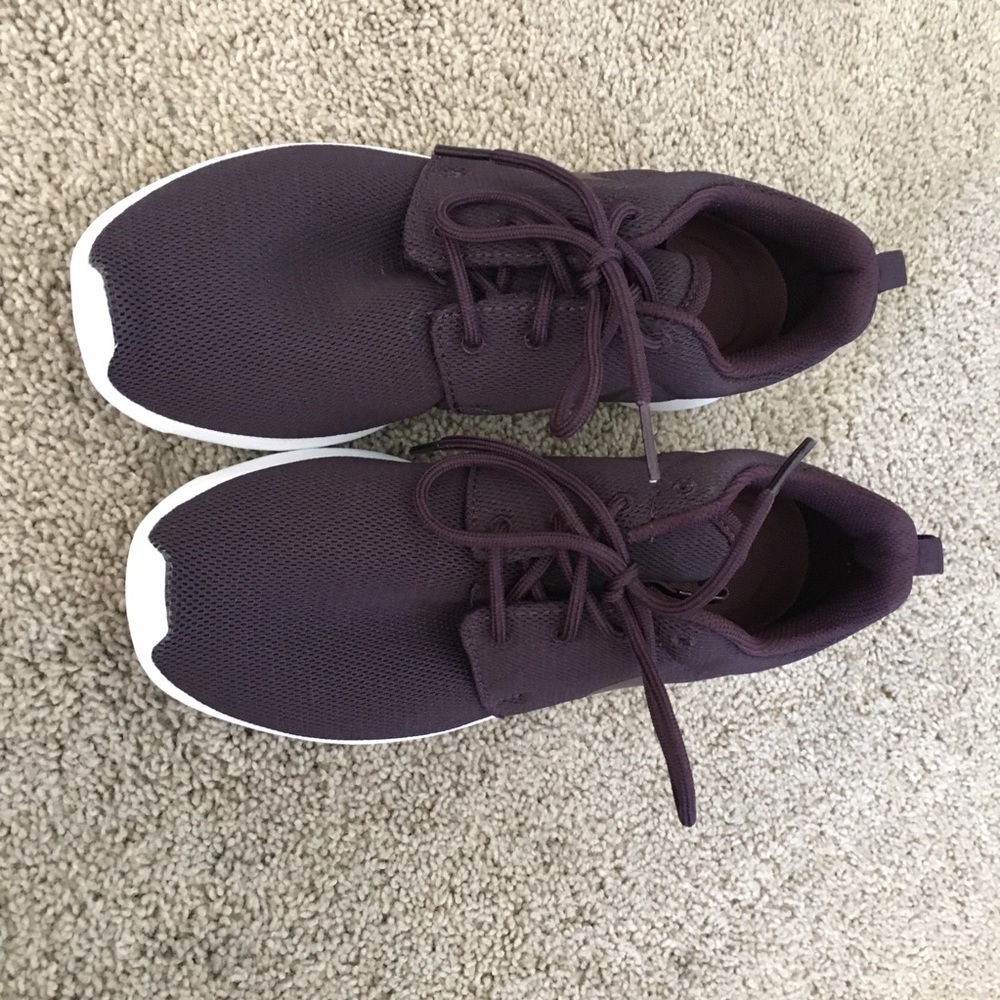 Purple Nike Roshes